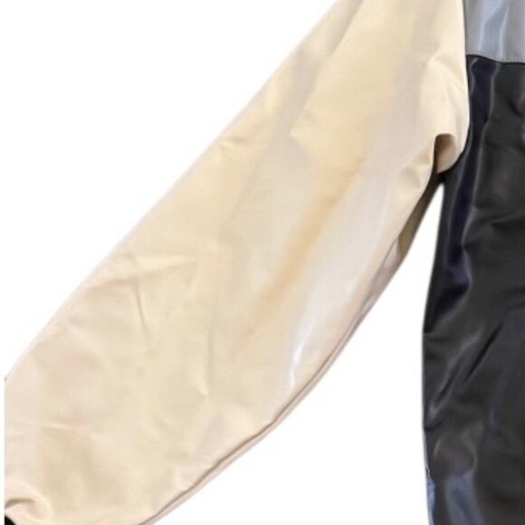 Men's Black and Cream Bomber Jacket - Picture 4 of 6